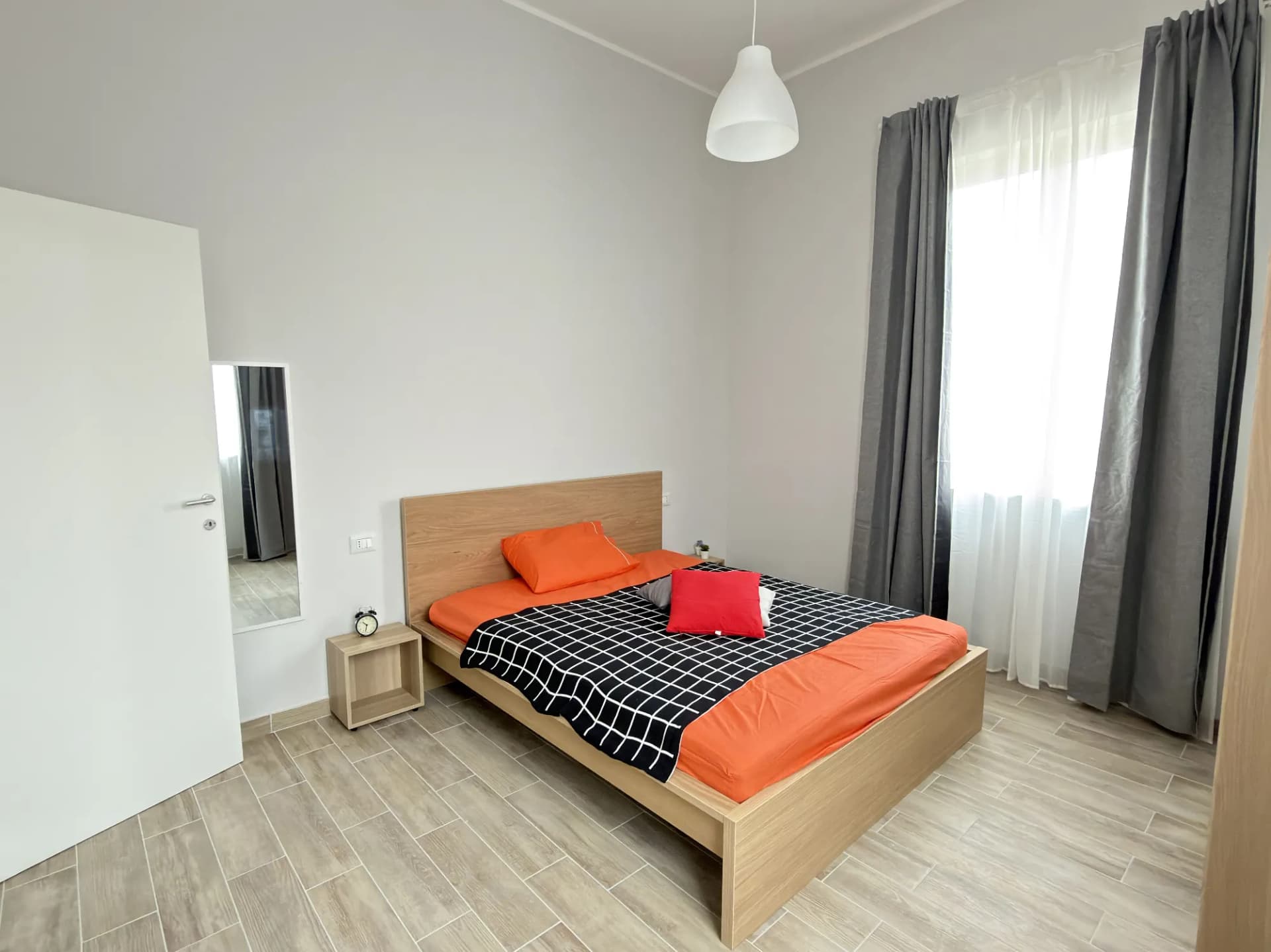 Room 16 1