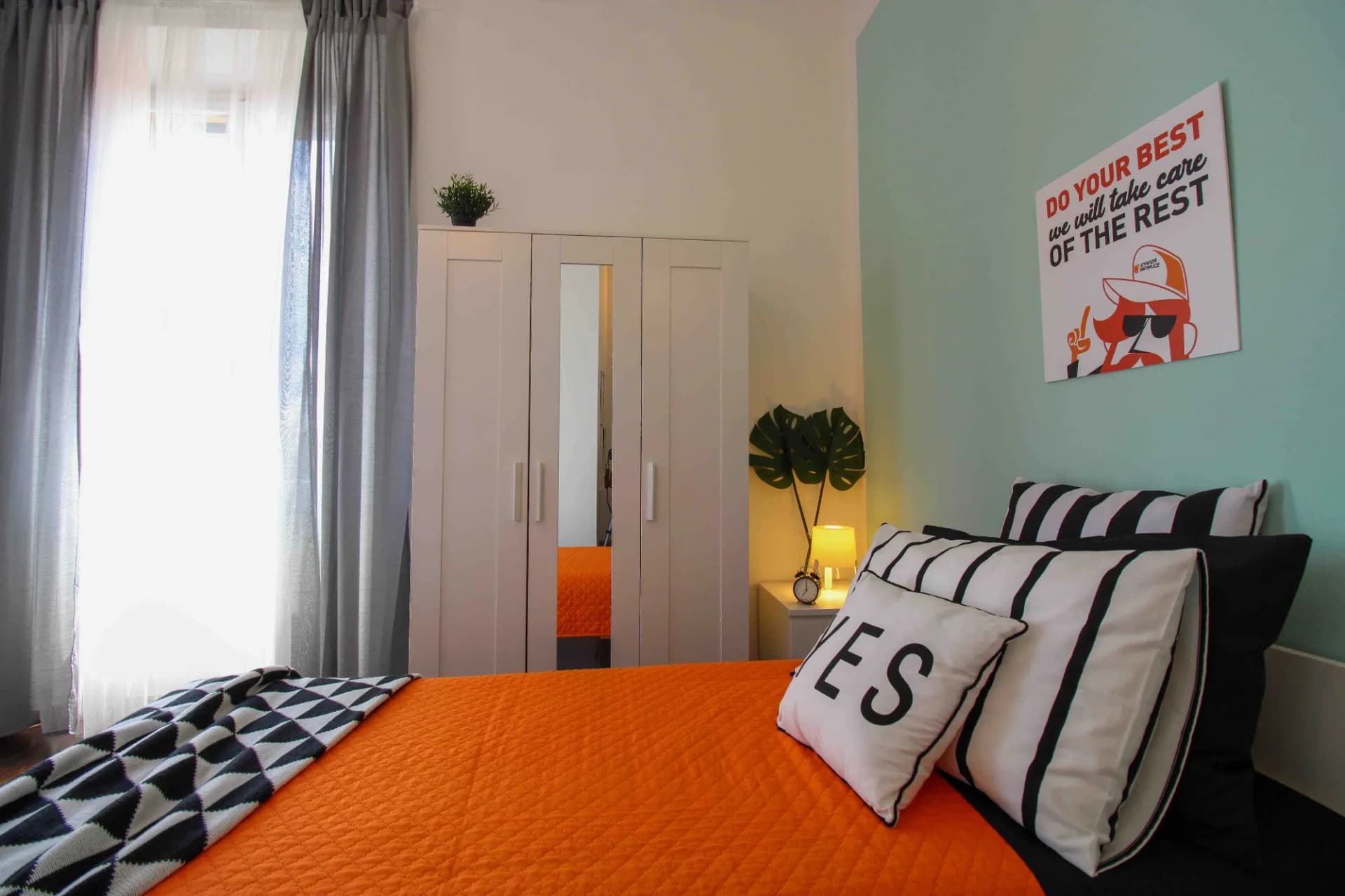 Room 32