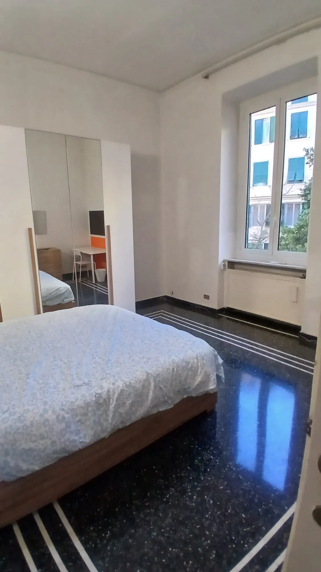 Habitación privada en Genoa